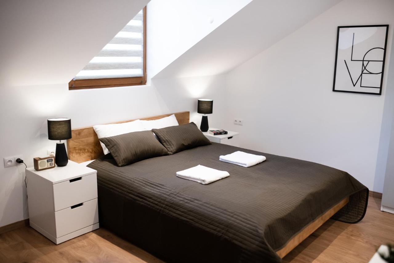 Neo Sky Apartment, Free Parking, 15 Min Walk Old Town&Kazimierz - By Homelike クラクフ エクステリア 写真
