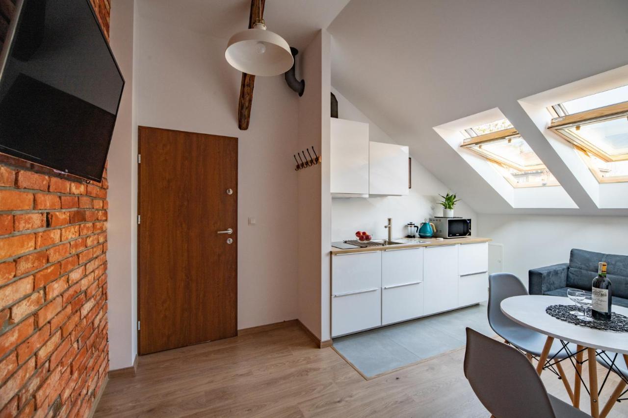 Neo Sky Apartment, Free Parking, 15 Min Walk Old Town&Kazimierz - By Homelike クラクフ エクステリア 写真
